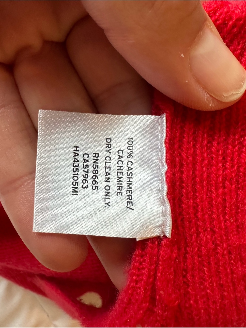 Halogen 100% Cashmere Crewneck Sweater in Vibrant Red